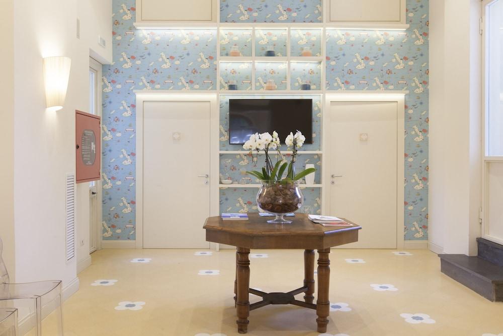 Unconventional Sorrento Coast Hotel
