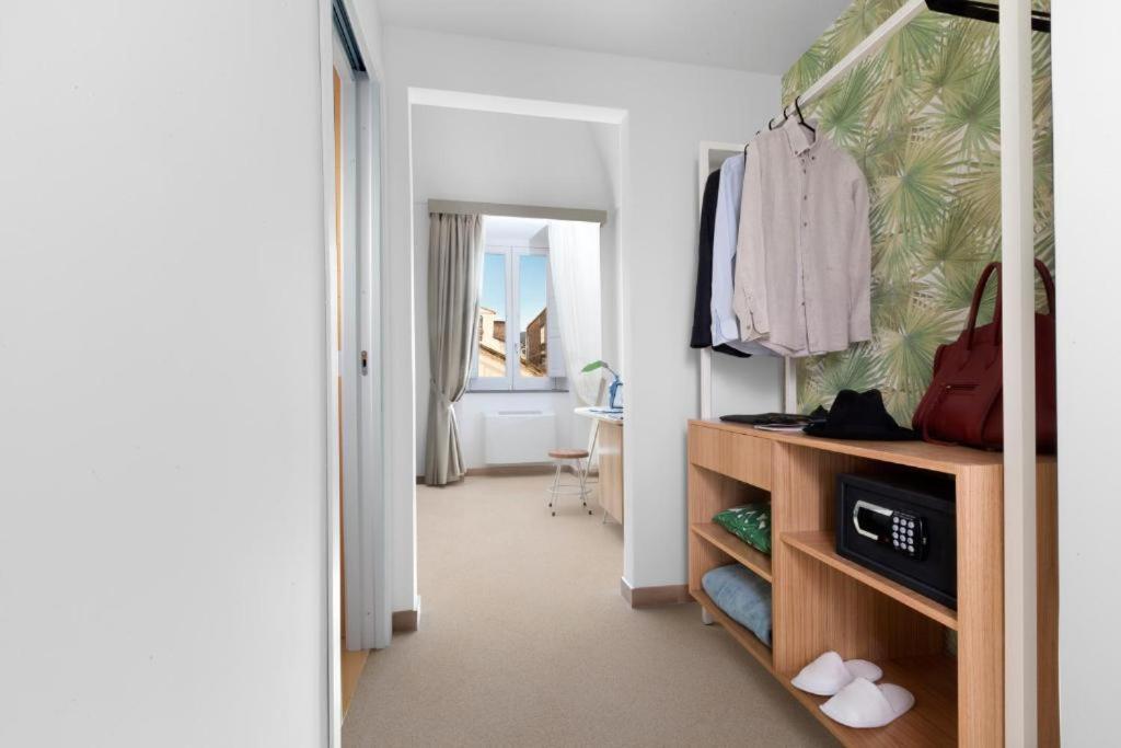 Hotel Unconventional Sorrento Coast 3*