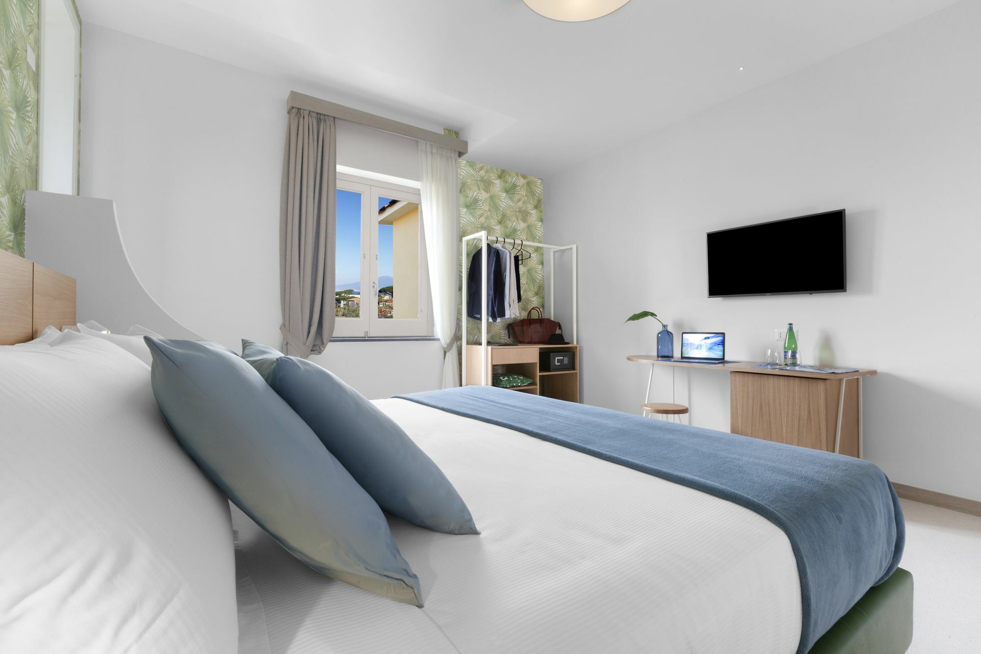 Hotel Unconventional Sorrento Coast 3*