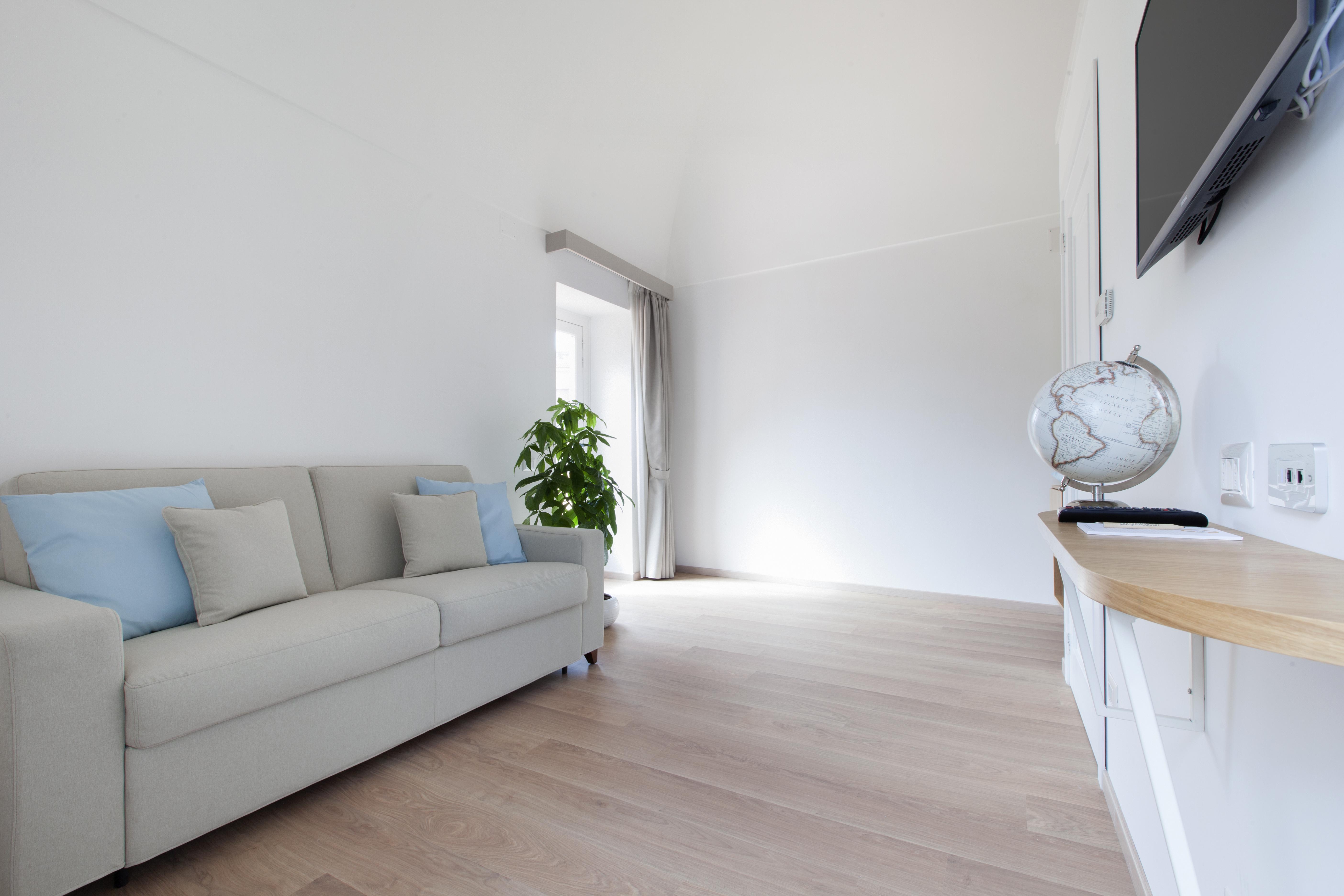 Unconventional Sorrento Coast Hotel
